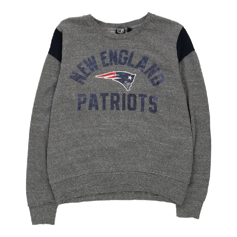 New England Patriots Nfl Sweatshirt - Medium Grey Cotton Blend Hoodie with Monochrome Minimalist Simple New England Patriots Nfl Sweatshirt - Medium Grey Cotton Blend Hoodie with Monochrome Minimalist Simple