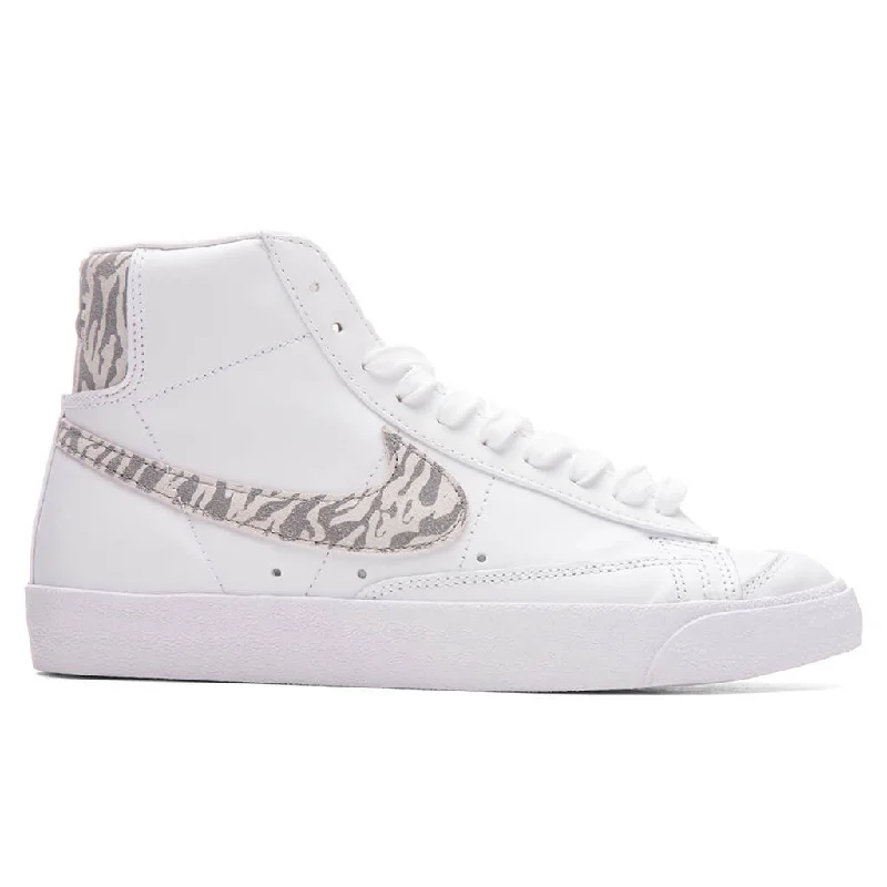Women's Blazer Mid '77 SE 'Zebra' - White/Particle Grey Women's Adventure Blazer