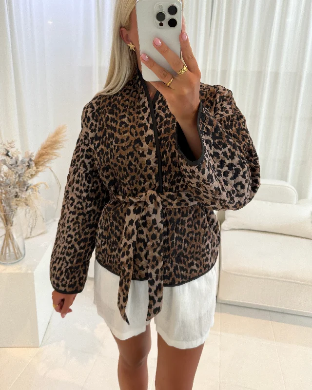Vero Moda jakke jane reversible jacket silver mink/leo Zip Front Button Front Snap Front Vero Moda jakke jane reversible jacket silver mink/leo Zip Front Button Front Snap Front