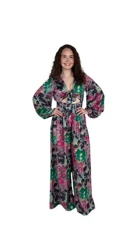 Green/Pink Long Flowered Jumpsuit Minimalist jumpsuit, Sleek, Fashionable, Comfortable Green/Pink Long Flowered Jumpsuit Minimalist jumpsuit, Sleek, Fashionable, Comfortable