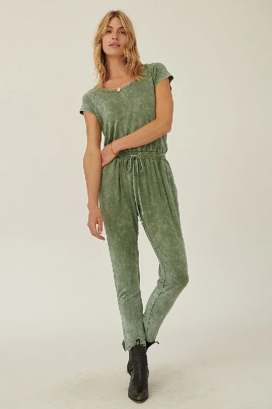 Mineral Washed Finish Knit Jumpsuit Wide-leg denim jumpsuit, Casual chic, Trendy, Comfortable Mineral Washed Finish Knit Jumpsuit Wide-leg denim jumpsuit, Casual chic, Trendy, Comfortable