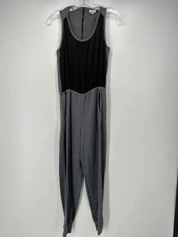 Rachel Roy Size XS Black & Gray Jumpsuit Jumpsuit with lace, Feminine, Elegant, Stylish Rachel Roy Size XS Black & Gray Jumpsuit Jumpsuit with lace, Feminine, Elegant, Stylish