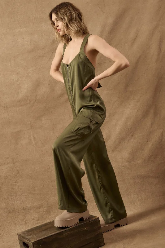 Simple Life Matte Satin Cargo Overall Jumpsuit Classic jumpsuit, Timeless style, Fashionable, Comfortable Simple Life Matte Satin Cargo Overall Jumpsuit Classic jumpsuit, Timeless style, Fashionable, Comfortable