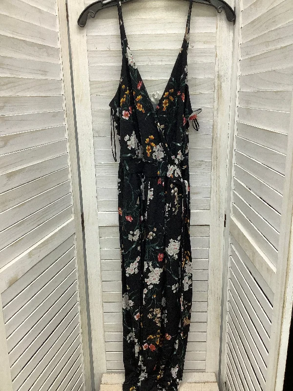 Jumpsuit By Kaleigh In Floral Print, Size: 0 Button-up jumpsuit, Relaxed fit, Trendy, Comfortable Jumpsuit By Kaleigh In Floral Print, Size: 0 Button-up jumpsuit, Relaxed fit, Trendy, Comfortable